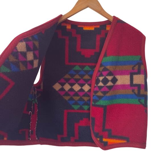 Colorful Geometric Patterned Vest Fleece Red - Picture 2 of 5